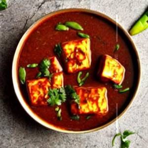 Chilli Paneer (Gravy)
