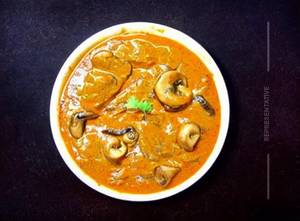 Mushroom butter masala