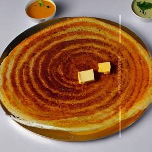 Butter masala dosa