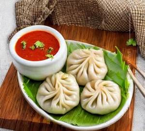 Paneer Butter Momos [10 Pcs]