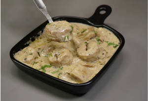 Afghani Soya Chaap Gravy