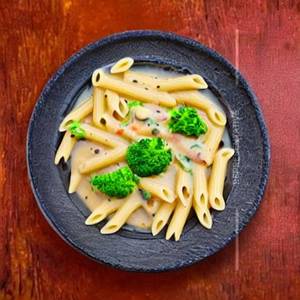 Veg exotic white sauce pasta