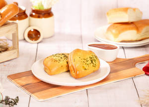 Baked Paneer Cheese Naan