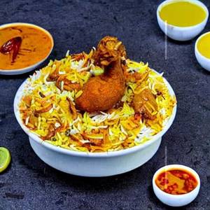 Single Chicken Biriyani (Half)