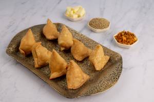 Dry Samosa (200 Gms)