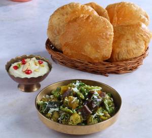 Surti Undhiyu Puri Combo