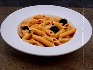 Penne Pink Sauce Pasta