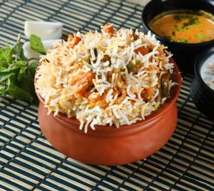 Donne veg biryani