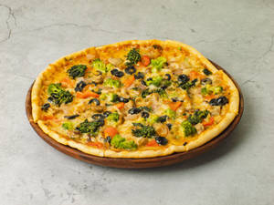 Garden Vegetables Pizza