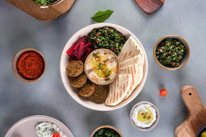 Falafel Hummus Meal
