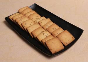 Jeera Salted Biscuit Square 800 Gms