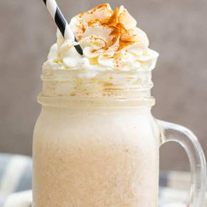 BANANA SMOOTHIE