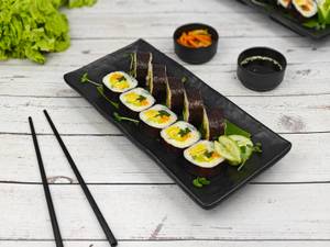 Egg & Veggies Kimbap (10 Pcs)