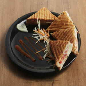 Veg Grilled Sandwitch [4 Pieces]
