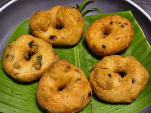 Uzhunnu  Vada Three pcs