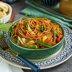 Shanghai Noodle