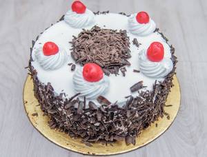 Fresh Cream Black Forest Cake [500Gms]