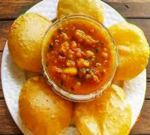 Aloo tamatar sabji poori 5