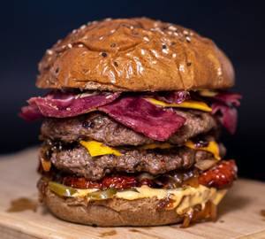 Spicy Beef Burger (Big Patty)            