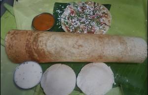 Idli ( 2pcs) + Mixed Uttapam + Masala Dosa