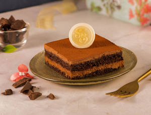 Chocolate Mousse Pastry