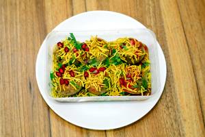 Sev Batata Puri