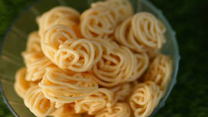 Mini Garlic Muruku (200gm)