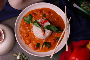 Chicken Red Thai Curry + Steam Rice