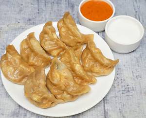 Paneer Momo Atta Steamed