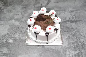 Black Forest Cake (Eggless)