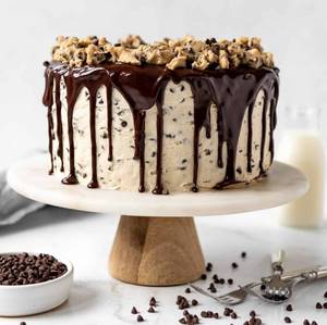 Chocolate choco chips cake