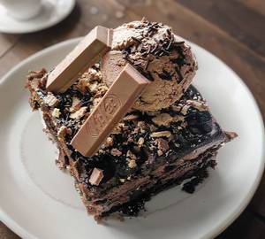 Kitkat overload waffles