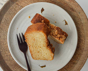 Vanilla Almond Tea Cake [75 Grams]