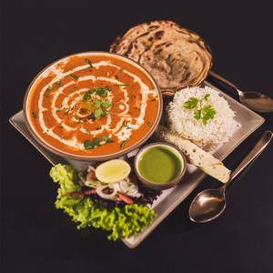 Paneer Butter Masala Garlic Platter