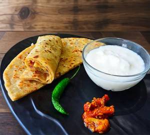 Plain Paratha With Dahi And Achaar