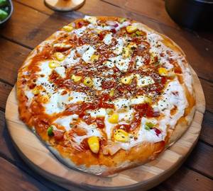 Cheese pizza