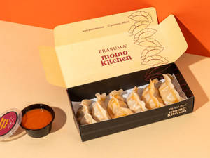 Peri Peri Chicken Momos - Steamed (6pcs)