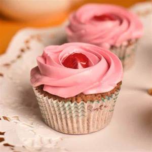 Strawberry Cup Cake