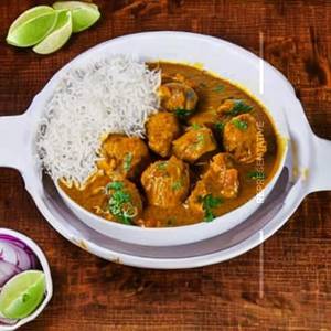Chicken Varutha Curry Boneless
