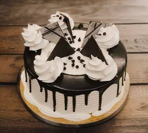 Choco Vanilla Cake