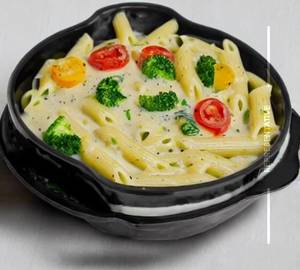 Veggie Pasta (White Sauce)