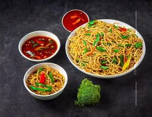 Veg Schezwan Fried Noodles