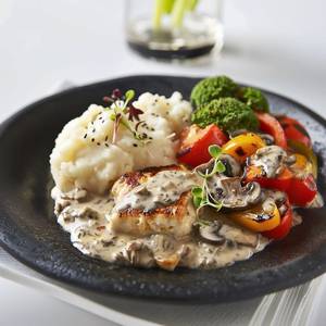 Paneer Steak in Mushroom Pepper Sauce
