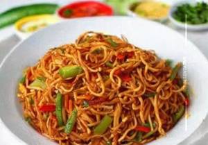 Schezwan Veg Noodles (Spicy)