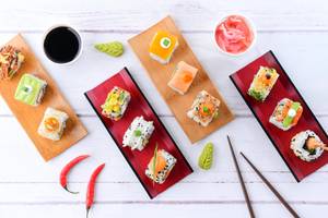Sushi Family Pack (24 Pcs)