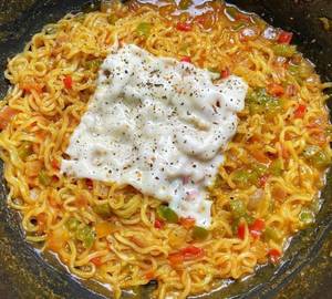 Veg Cheese Maggi [550 Grams]