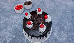 Black Forest Cake (1kg)