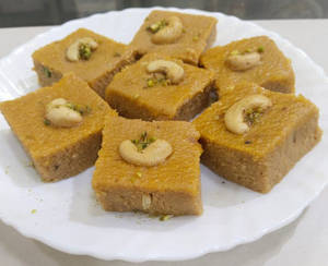 Cake Sandesh (4 Pcs)