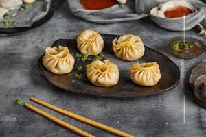 Corn cheese momos
