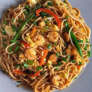 Mixed Chilli Garlic Noodles